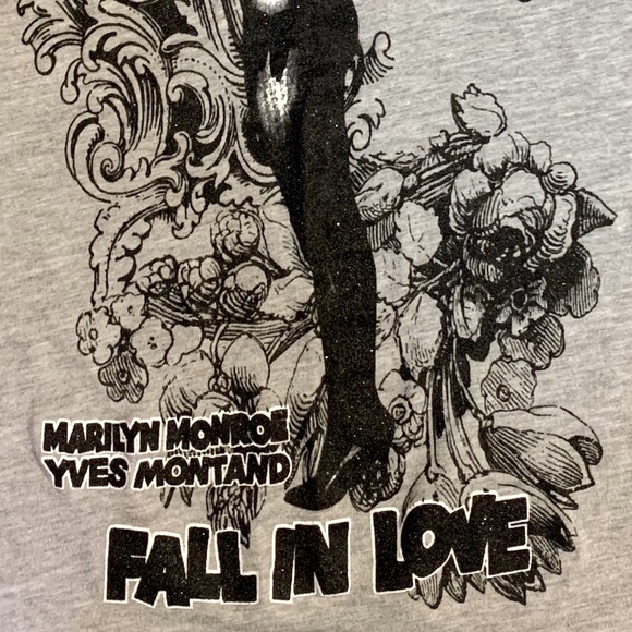 2 Marilyn Monroe Tees - Picture 10 of 13